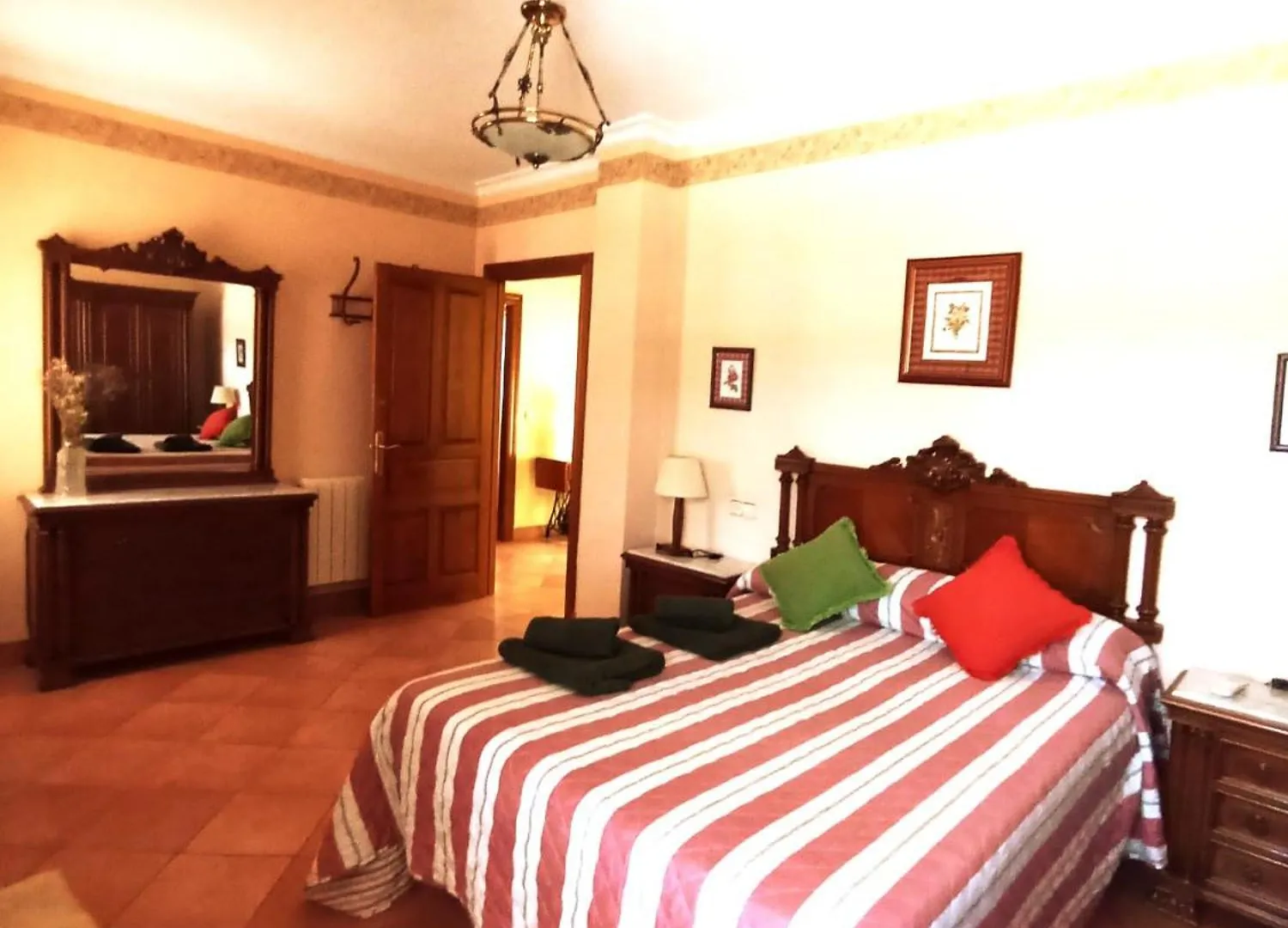 La Casa Del Paseo Villa Banos De La Encina